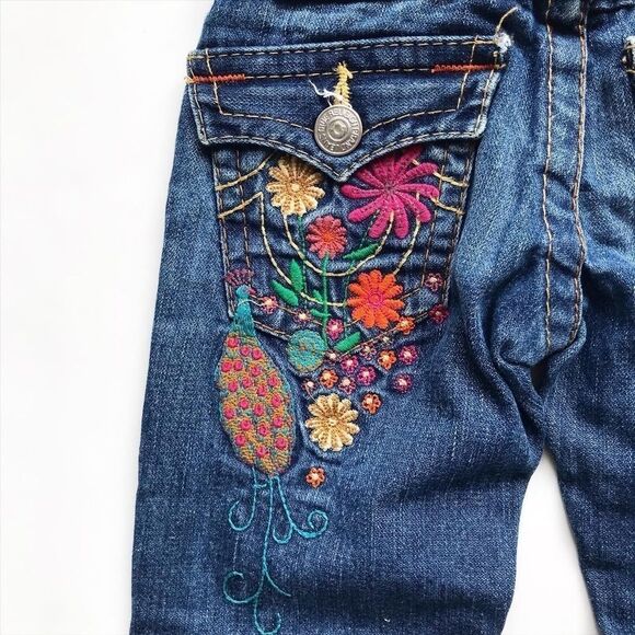 True Religion Joey embroidered flare jeans EUC 5T - Picture 6 of 7